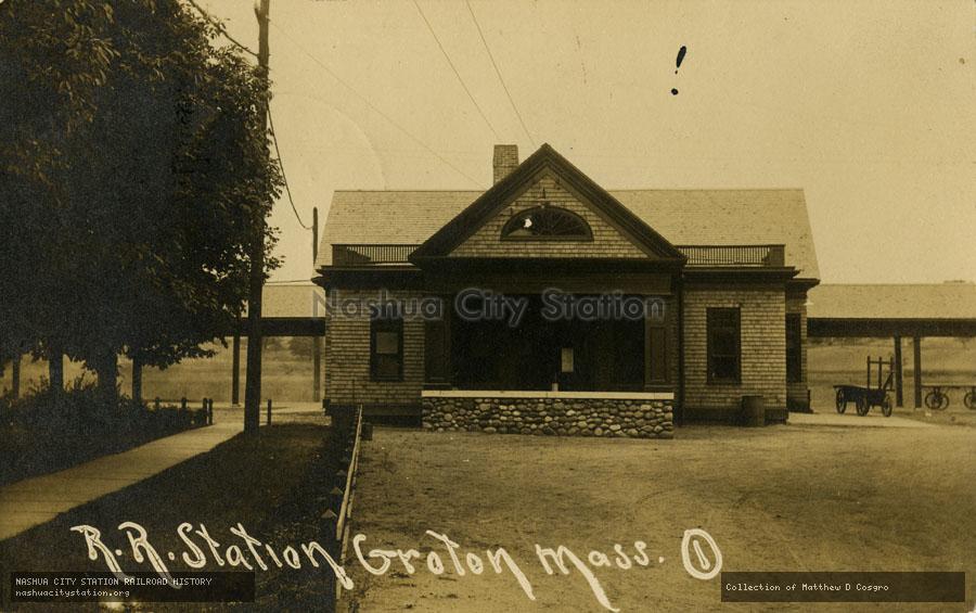 Postcard: Railroad Station, Groton, Massachusetts